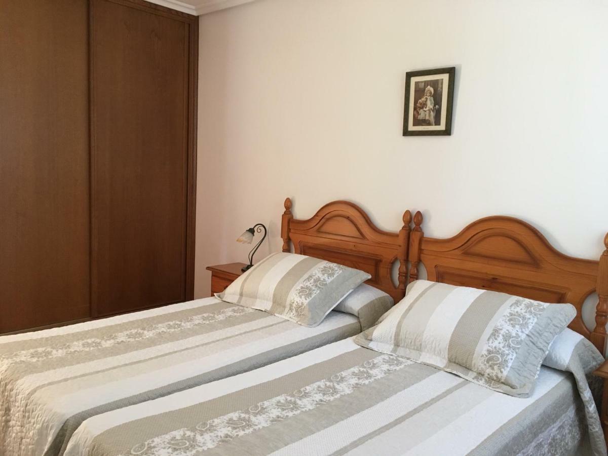 Bizentenea Zugarramurdi Bagian luar foto